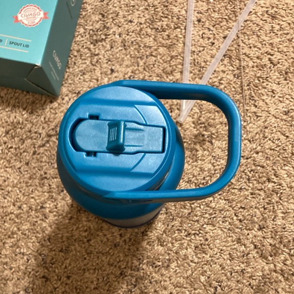 CIVAGO Water Bottle 40 ounces 3 lids - Picture 9 of 11